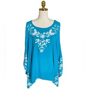 MONORENO Poncho-Style White Embroidered Turquoise Women's Boho Tunic Size M